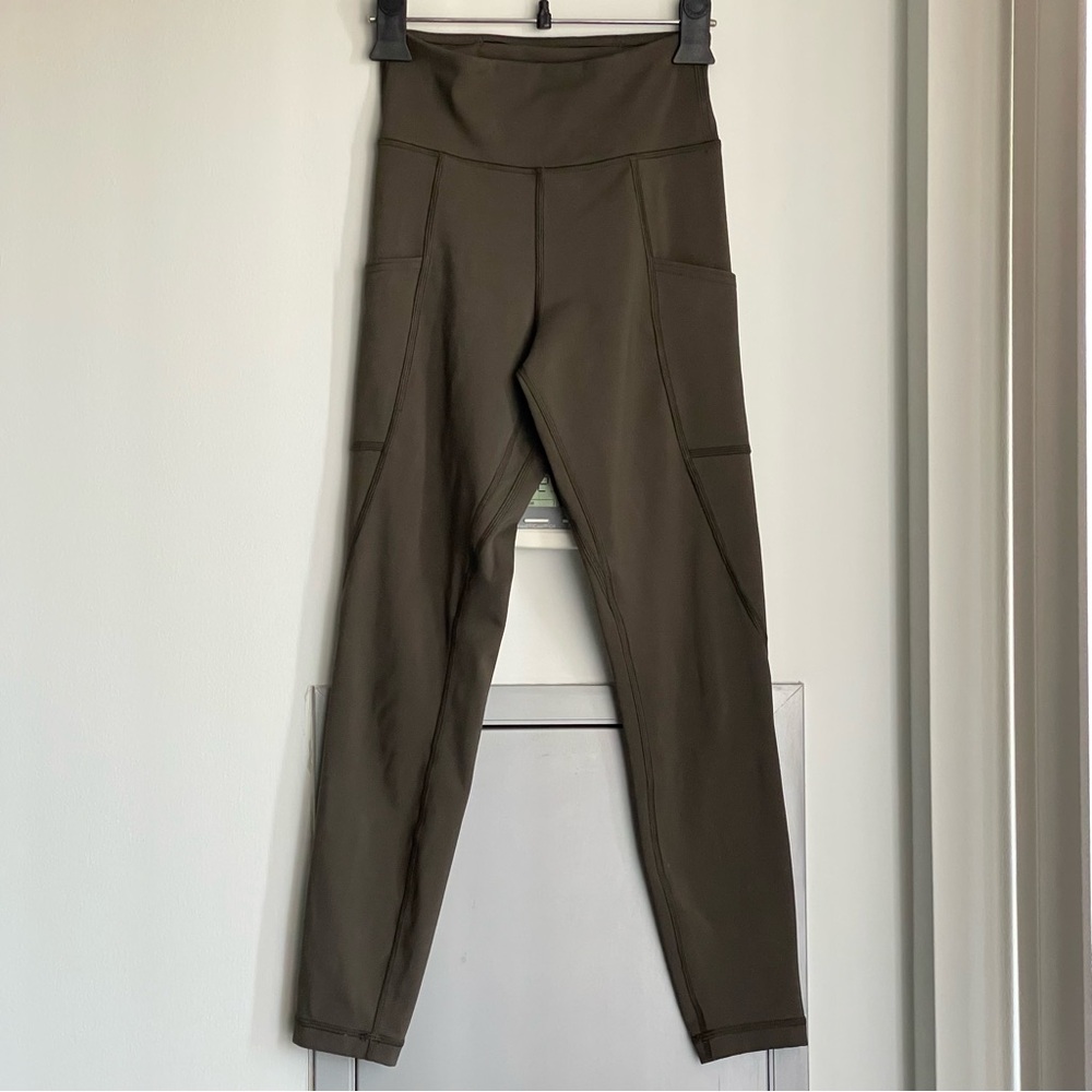 10 TREE Olive High-Waisted Leggings